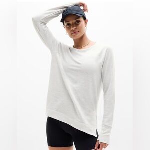 Athleta Coaster Luxe Recover Sweatshirt, Fog Grey Heather, Large